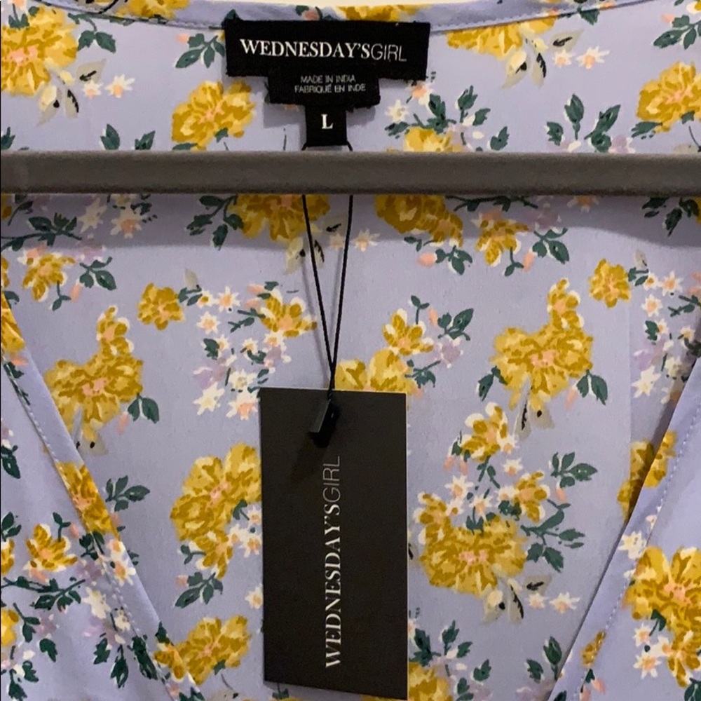 Size Large, Wednesday’sGirl Floral Wrap Blouse - Picture 3 of 5
